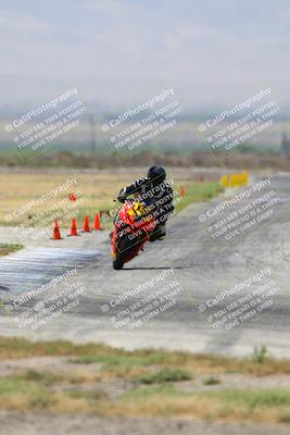 media/May-04-2025-CRA (Sun) [[aa98c8d4fa]]/Races/Race 9/